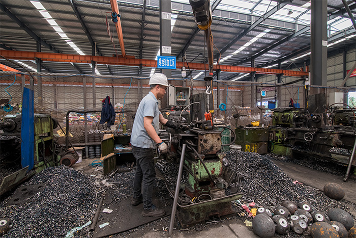 三明网架配件-螺栓球加工车间