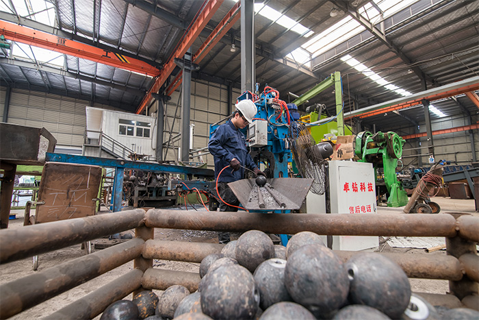三明网架配件-螺栓球加工车间